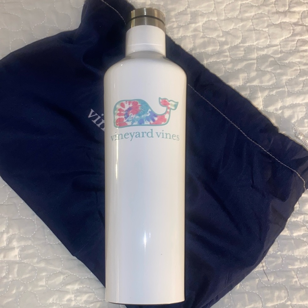 Vineyard Vines Corksickle 25oz.